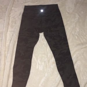 Camo Lululemon Align 28” Leggings